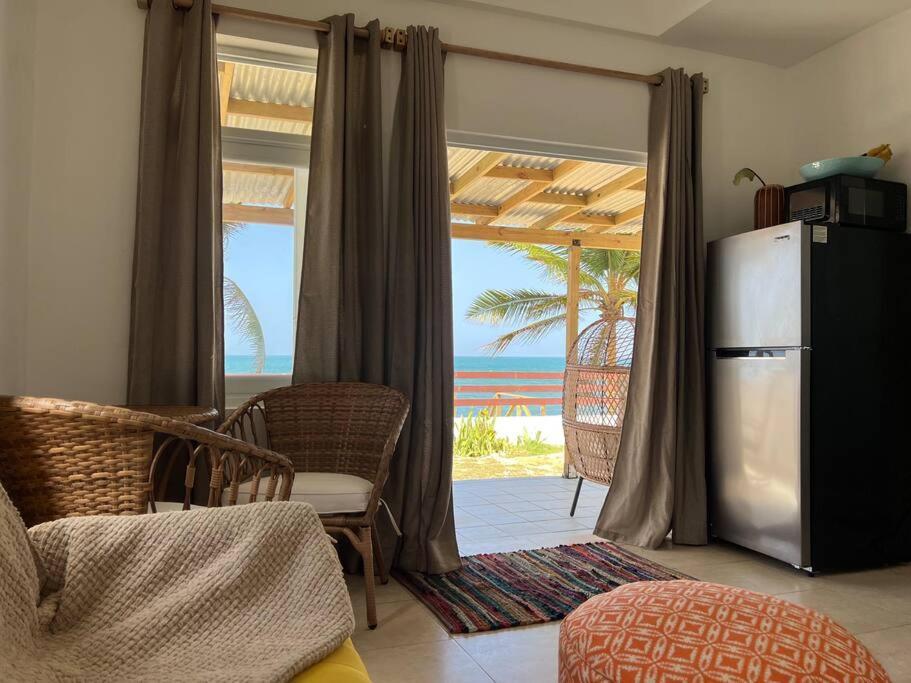 Casita Del Mar Oceanfront Romantic Retreat In Islote Аресибо Экстерьер фото